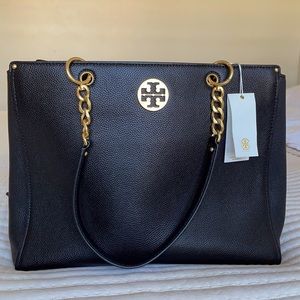 Brand New Tory Burch Everly Tote